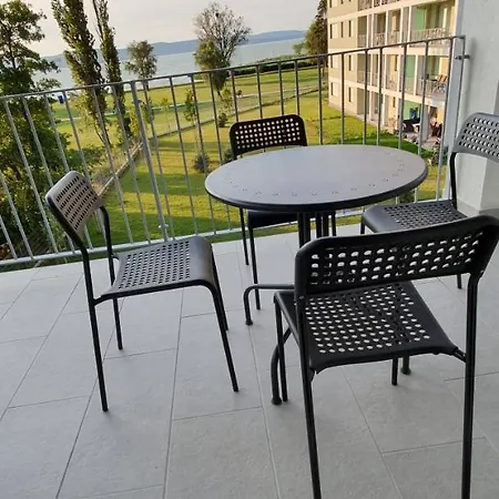 Lelle Exclusive * 巴拉通雷勒