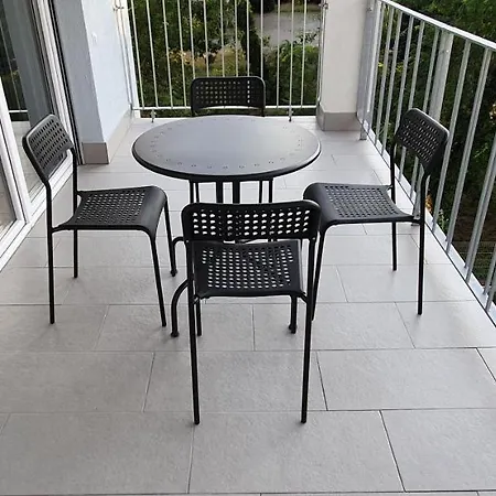 公寓 Lelle Exclusive