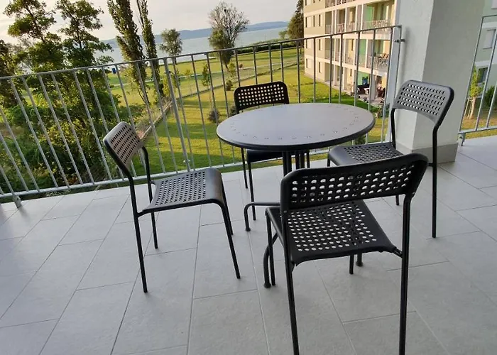 Lelle Exclusive * Balatonlelle